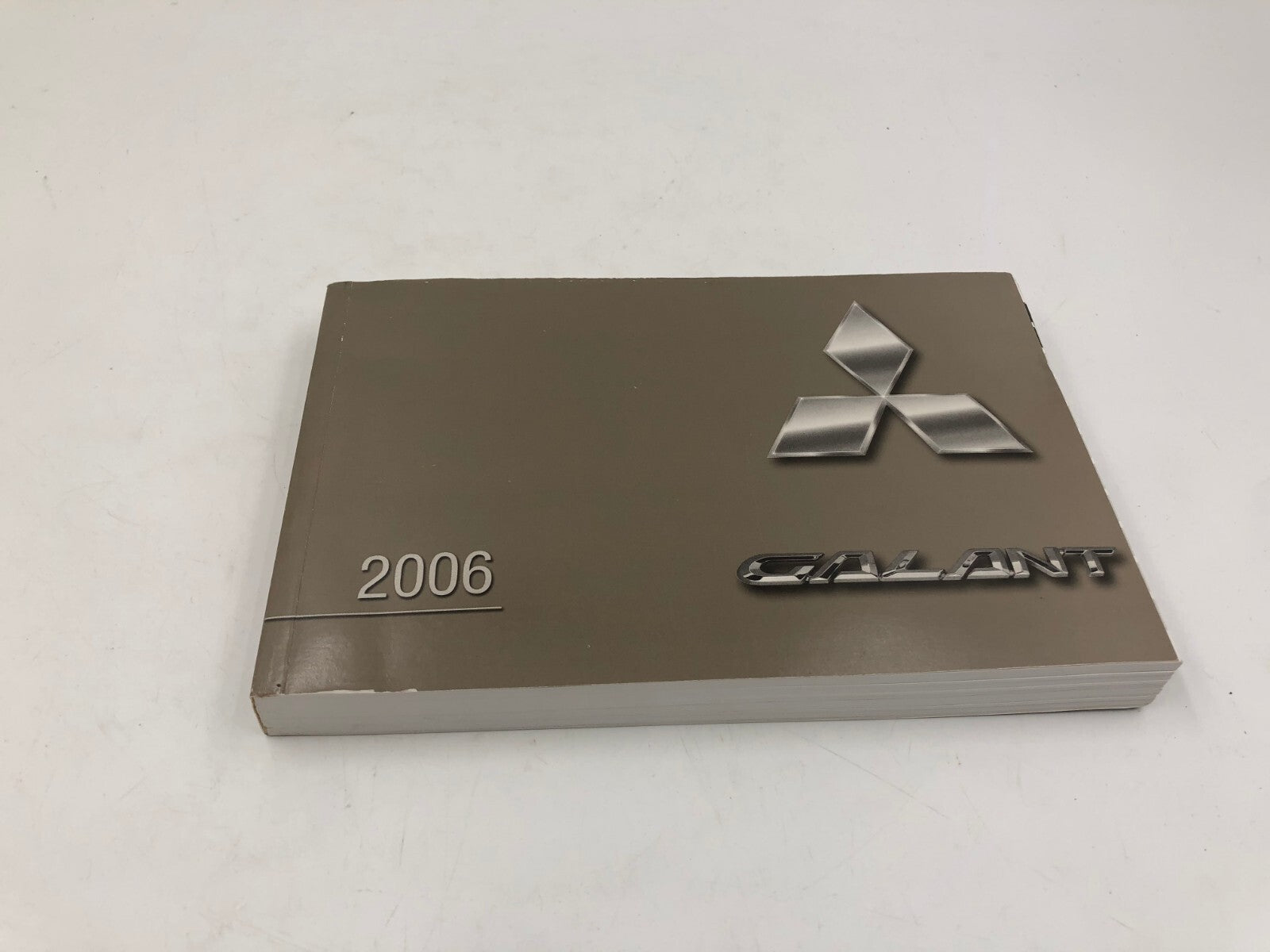 2006 Mitsubishi Galant Owners Manual Set with Case OEM D01B40014