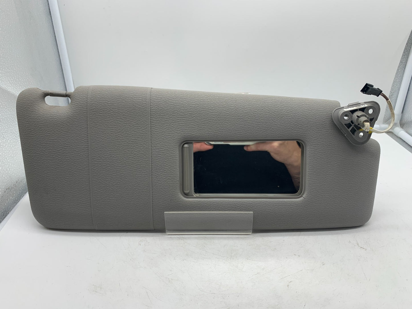2007-2010 BMW X3 Passenger Sun Visor Sunvisor Gray Illuminated OEM A01B54004