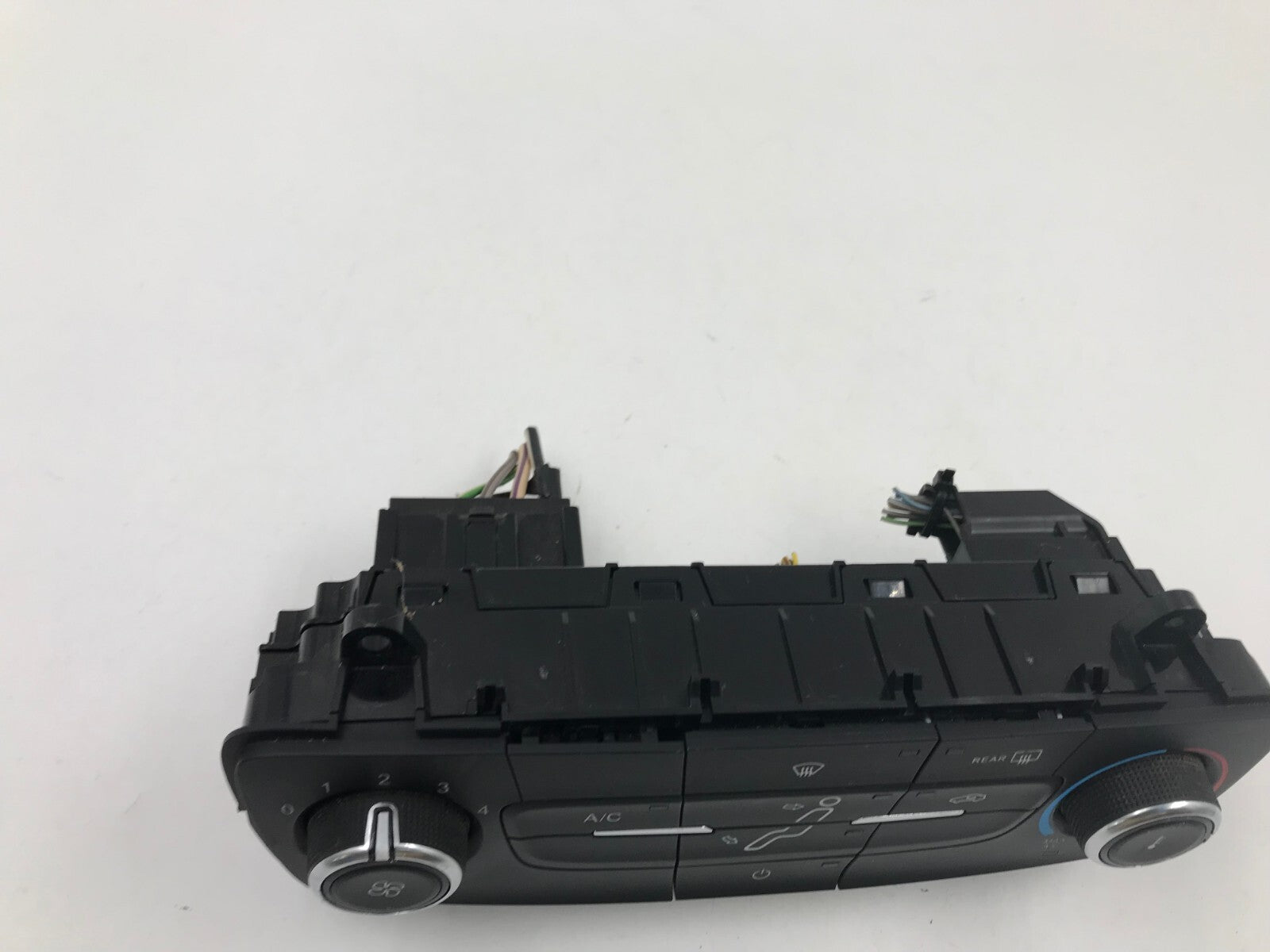 2015-2018 Ford Focus AC Heater Climate Control Unit OEM D03B14011