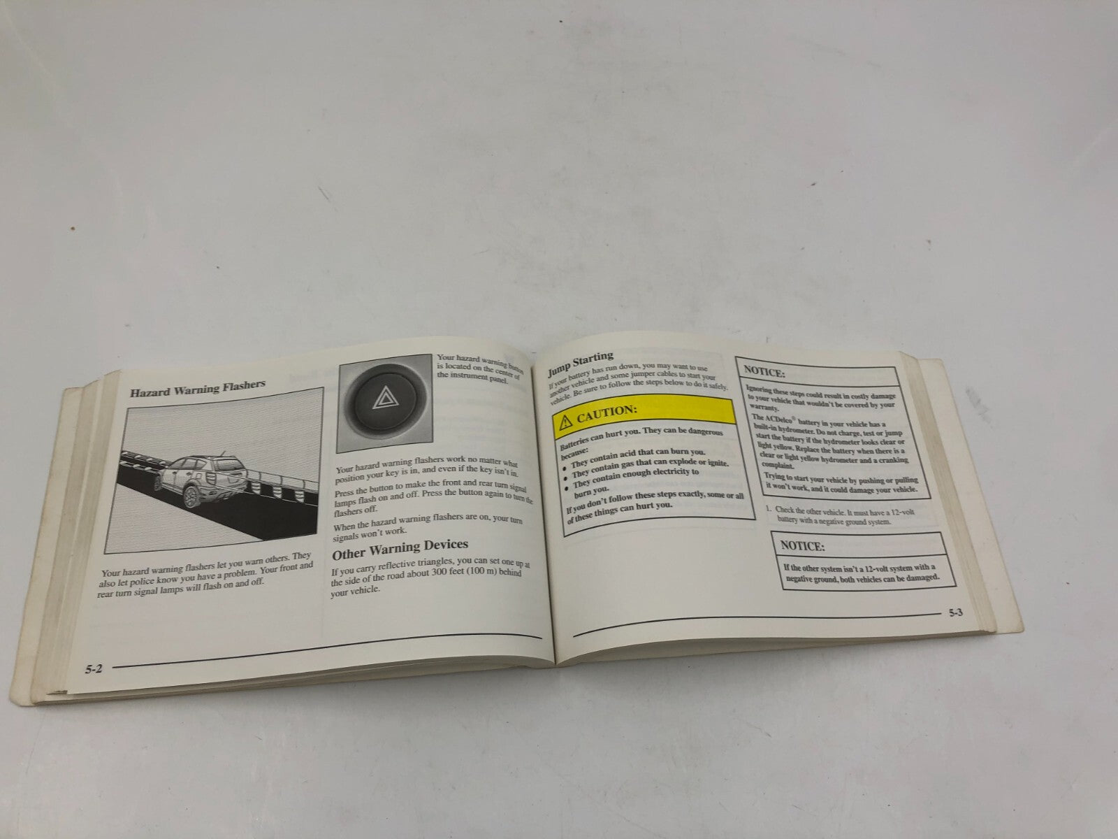 2003 Pontiac Vibe Owners Manual OEM E03B45065