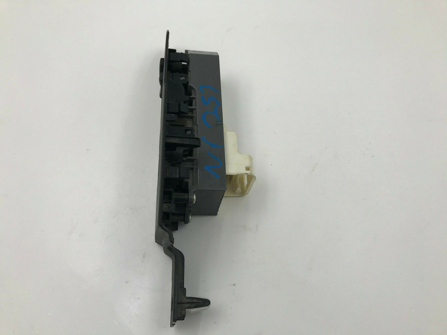 2007-2010 Chrysler 200 Master Power Window Switch OEM C01B36044