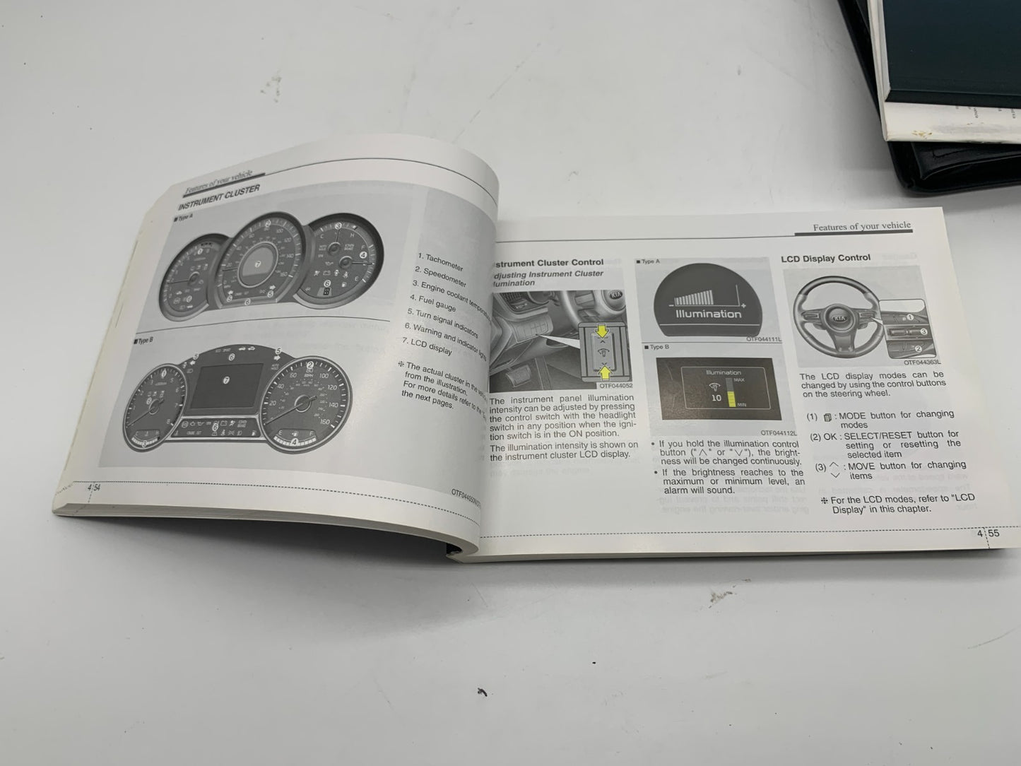 2014 Kia Optima Owners Manual Set with Case OEM B02B36049