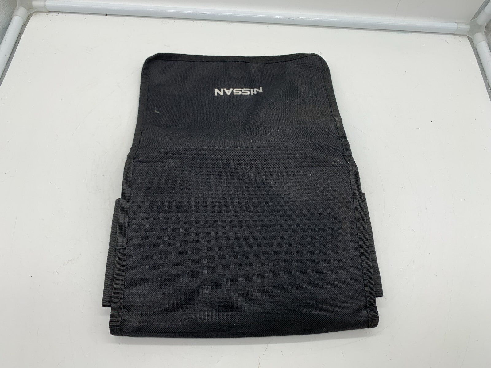 Nissan Owners Manual Case Only OEM B03B32007