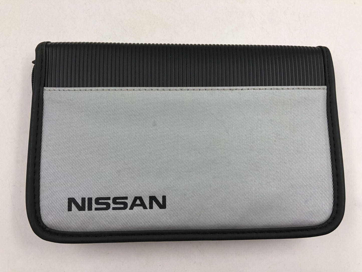 2008 Nissan Altima Owners Manual Set with Case OEM D03B27027