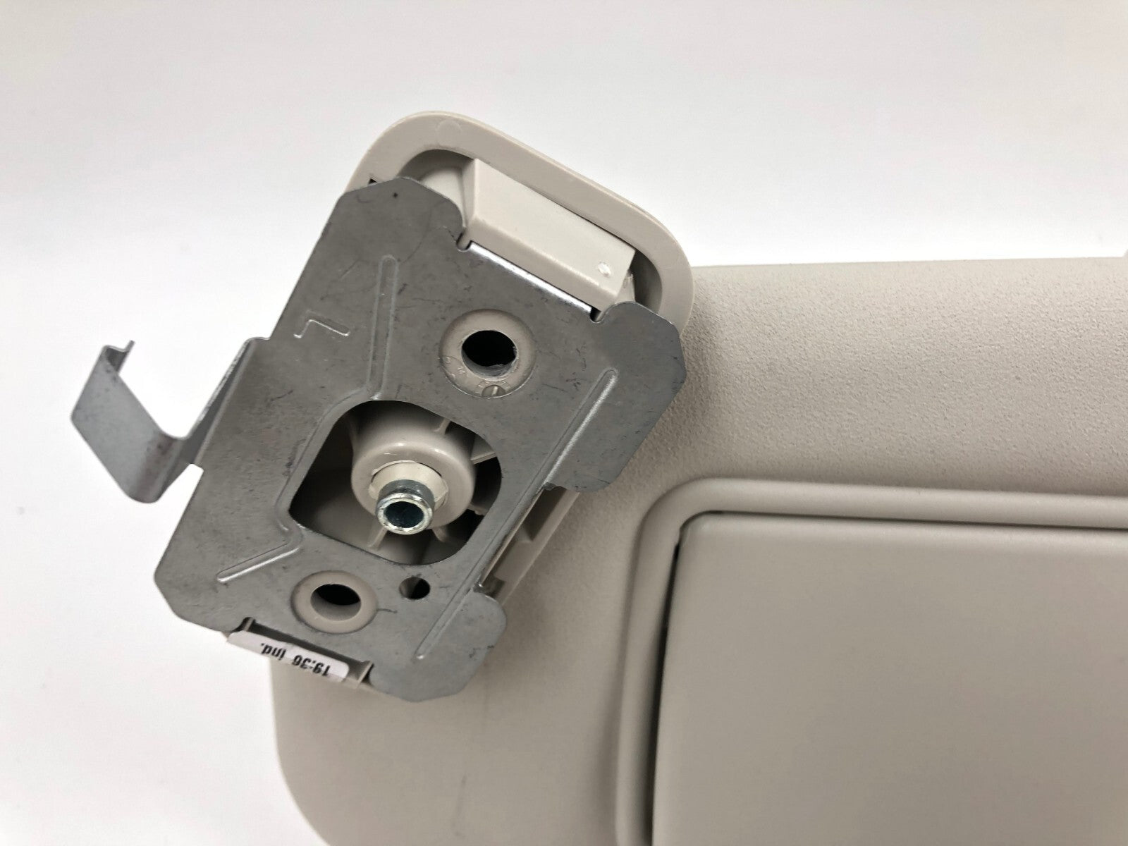 2017-2019 Jaguar XE Driver Sun Visor Gray OEM D02B10025