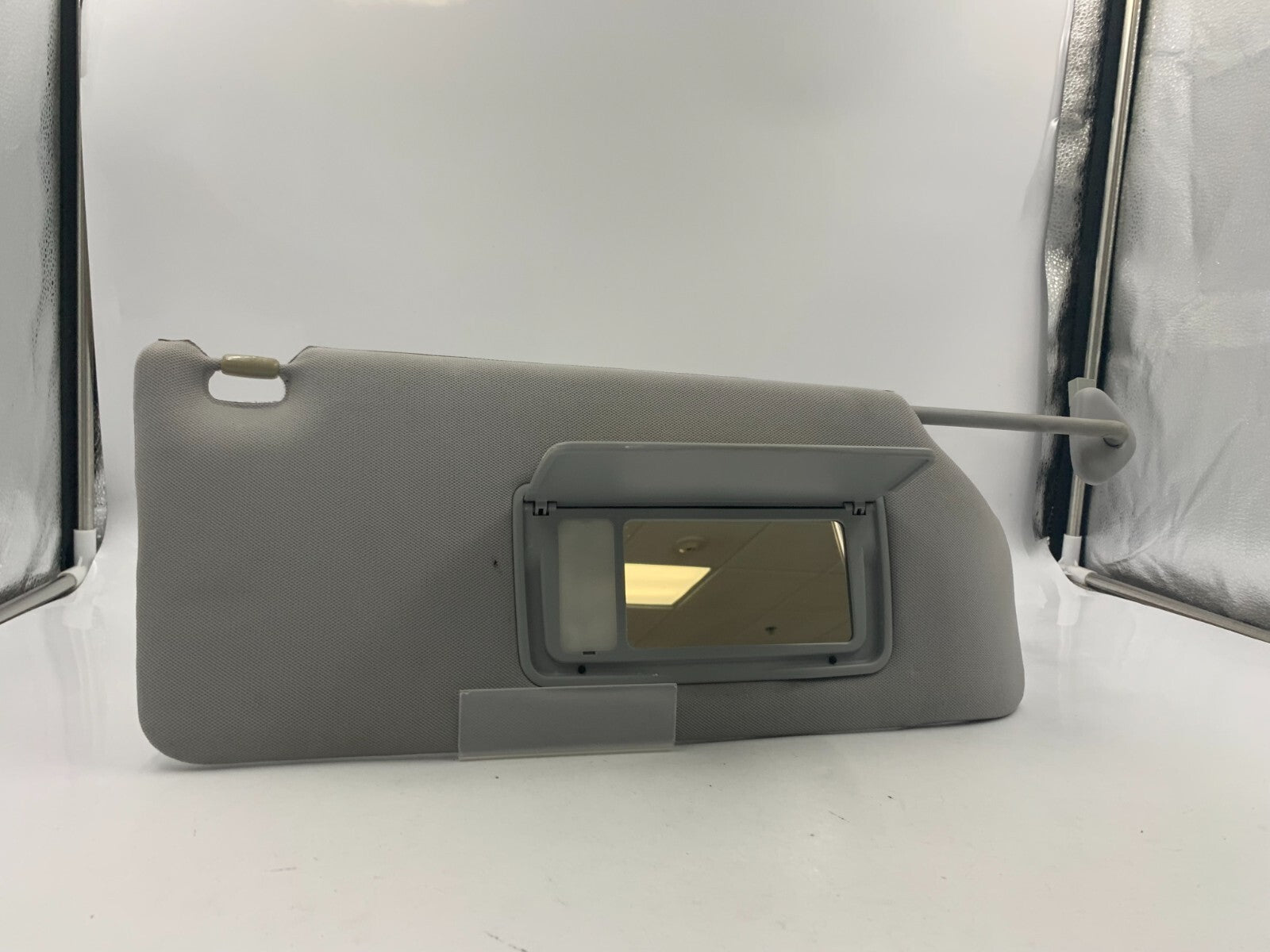 2005 Honda Odyssey Passenger Sun Visor Illuminated Gray OEM A02B53034