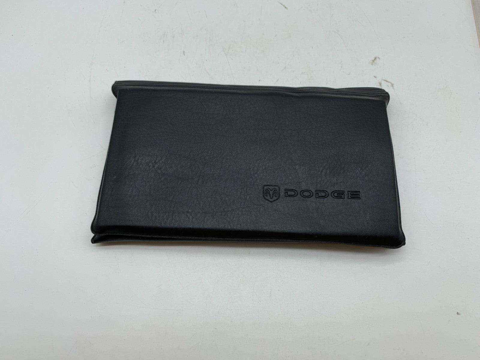 2006 Dodge Dakota Owners Manual Set with Case OEM C02B07011