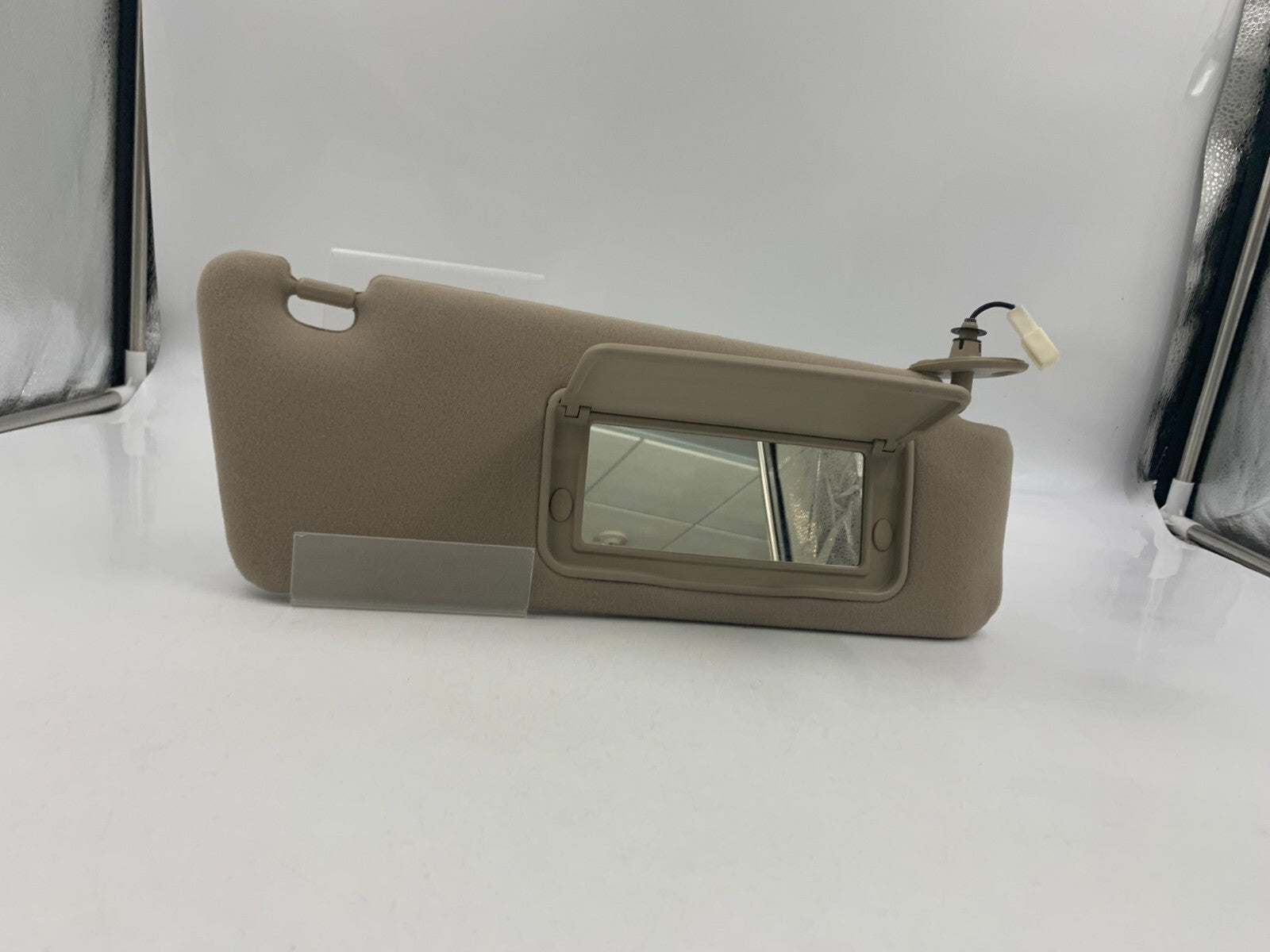 2002-2003 Lexus ES300 Passenger Sun Visor Gray Illuminated OEM A03B16064