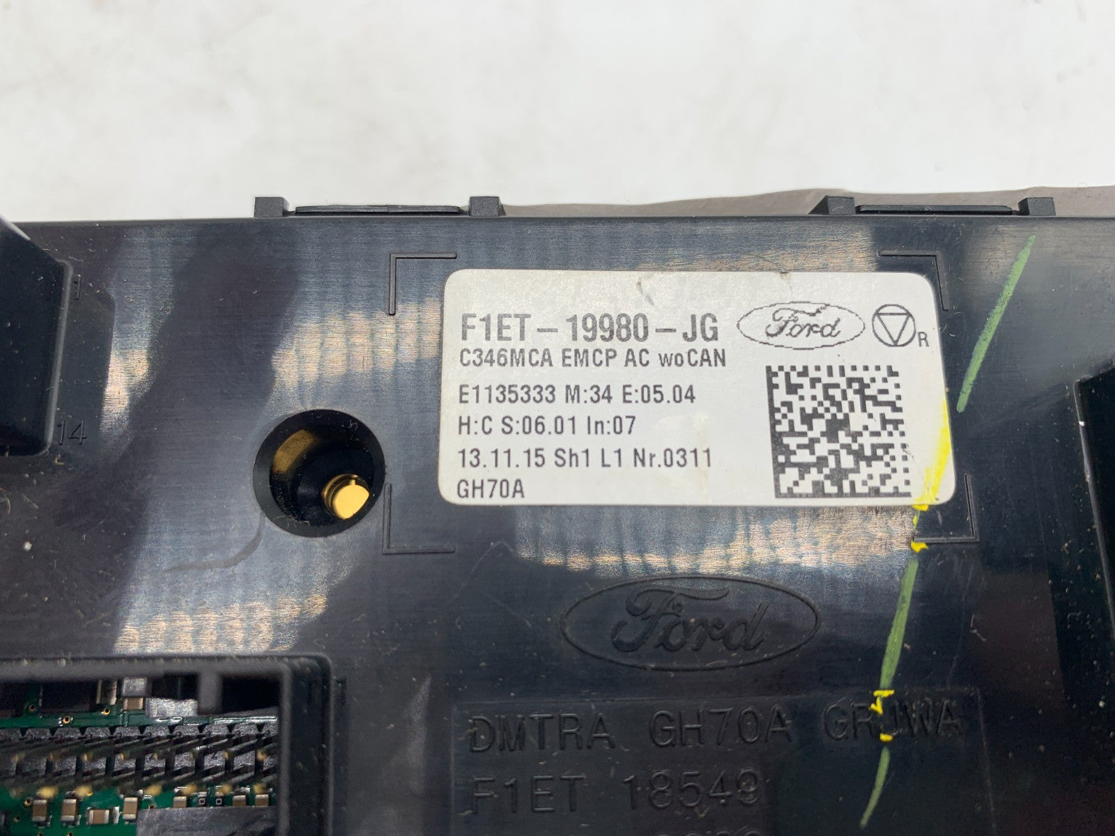 2015-2018 Ford Focus AC Heater Climate Control Unit OEM A02B40011