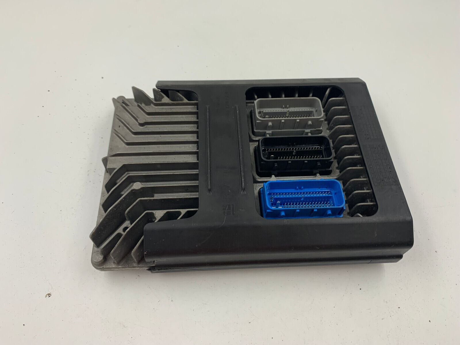 2013-2016 Buick Verano Engine Control Module ECU ECM OEM C02B53017