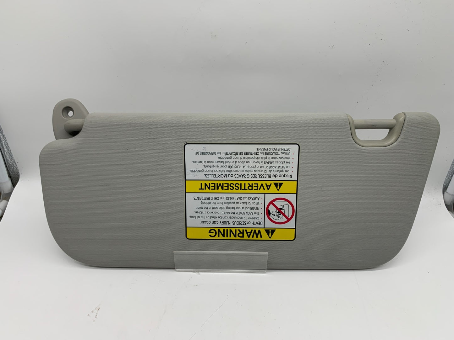 2014-2019 Kia Soul Passenger Sun Visor Gray Illuminated OEM A02B54009