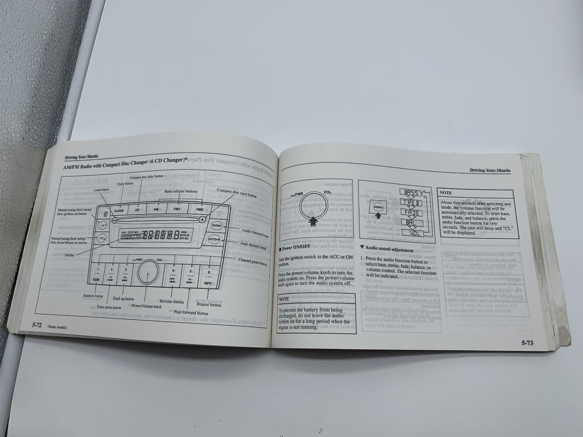 2000 Mazda MPV Owners Manual with Case OEM R01B02015