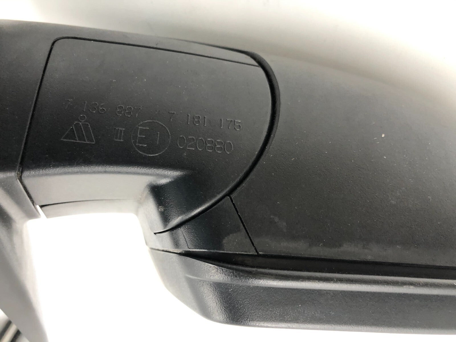 2011-2013 BMW X5 Driver Side View Power Door Mirror White OEM B03B24003