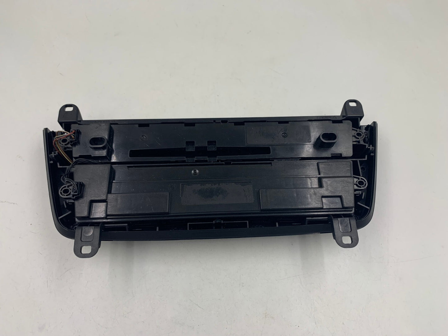 2016-2020 BMW 320i AC Heater Climate Control Unit OEM A01B42024