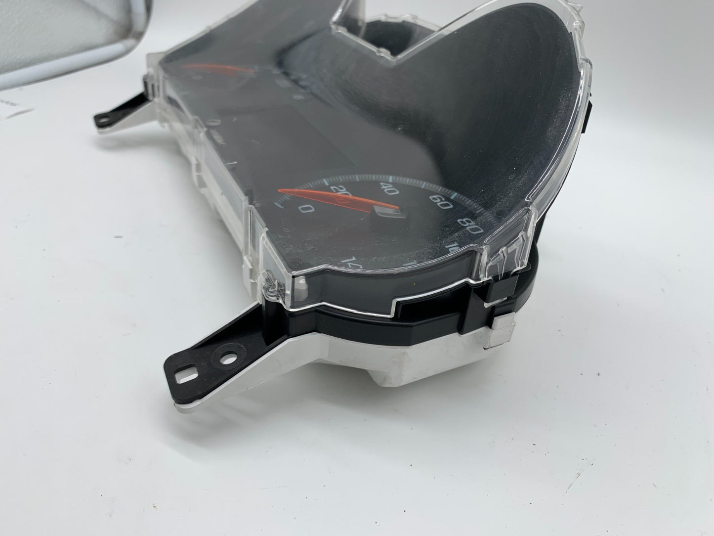 2017-2020 Chevrolet Impala Speedometer Cluster 141,572 Miles OEM C02B38002