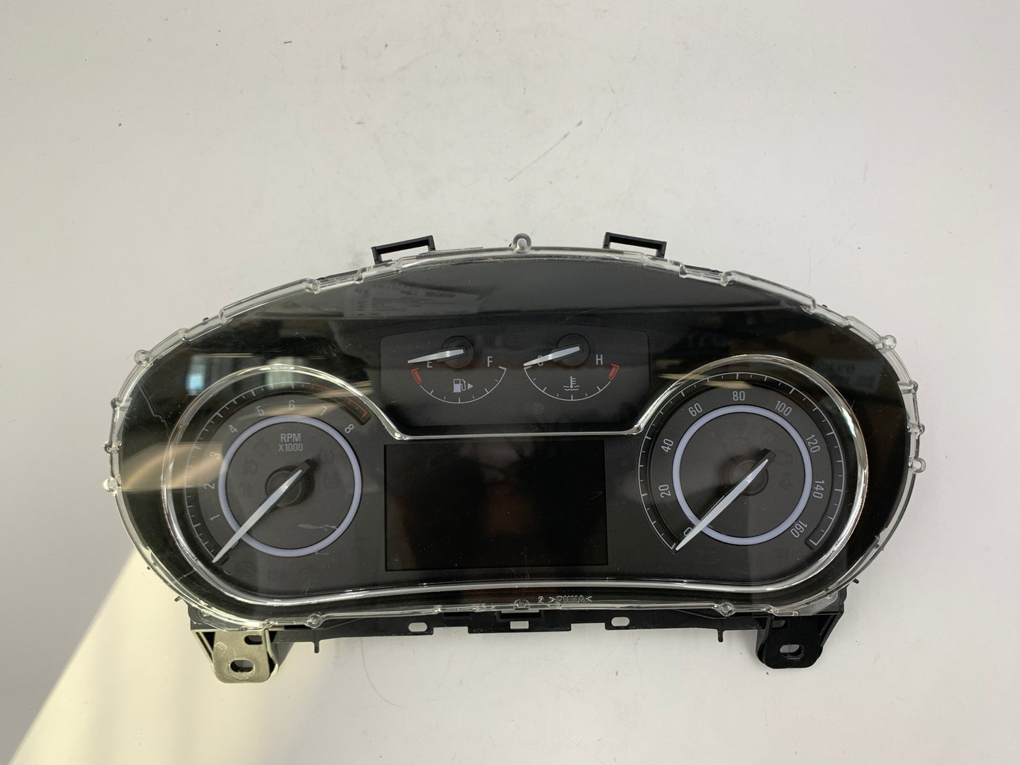 2015 Buick Regal Speedometer Instrument Cluster 29,330 Miles OEM A04B16035