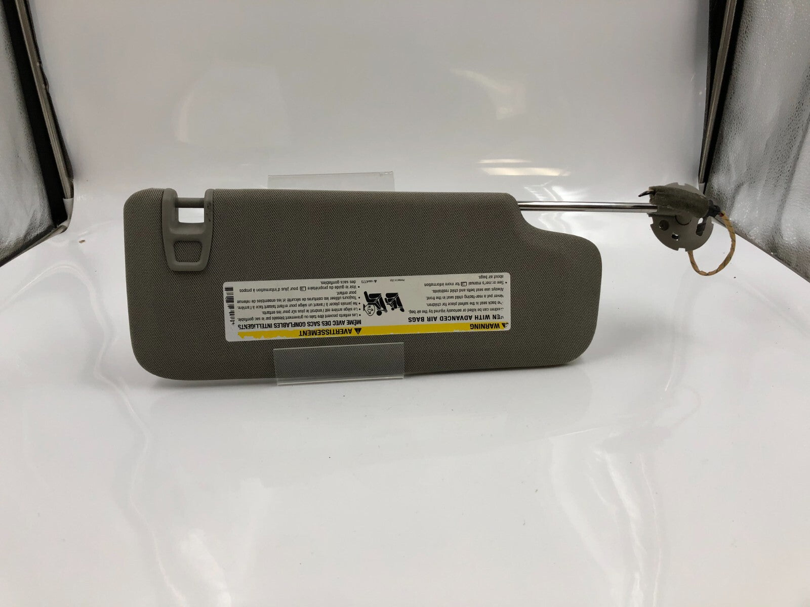 2013 Cadillac ATS Driver Sun Visor Gray Illuminated OEM B03B52082