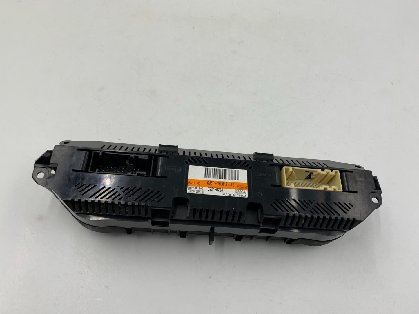 2013 Ford Escape AC Heater Climate Control Unit OEM C02B51041