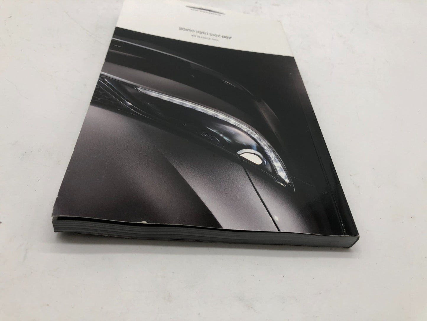 2015 Chrysler 200 Owners Manual with Case OEM A01B26004
