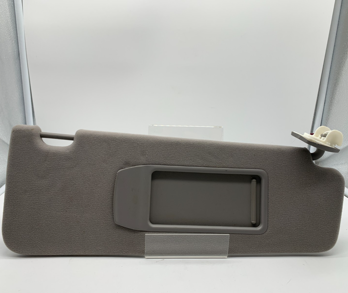 2009-2015 BMW 750i Passenger Sun Visor Gray Illuminated OEM A01B41010