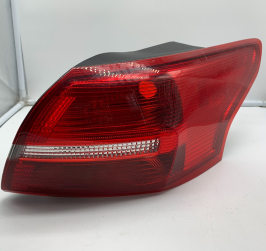 2015-2018 Ford Focus Sedan Driver Side Tail Light Taillight OEM C04B61004