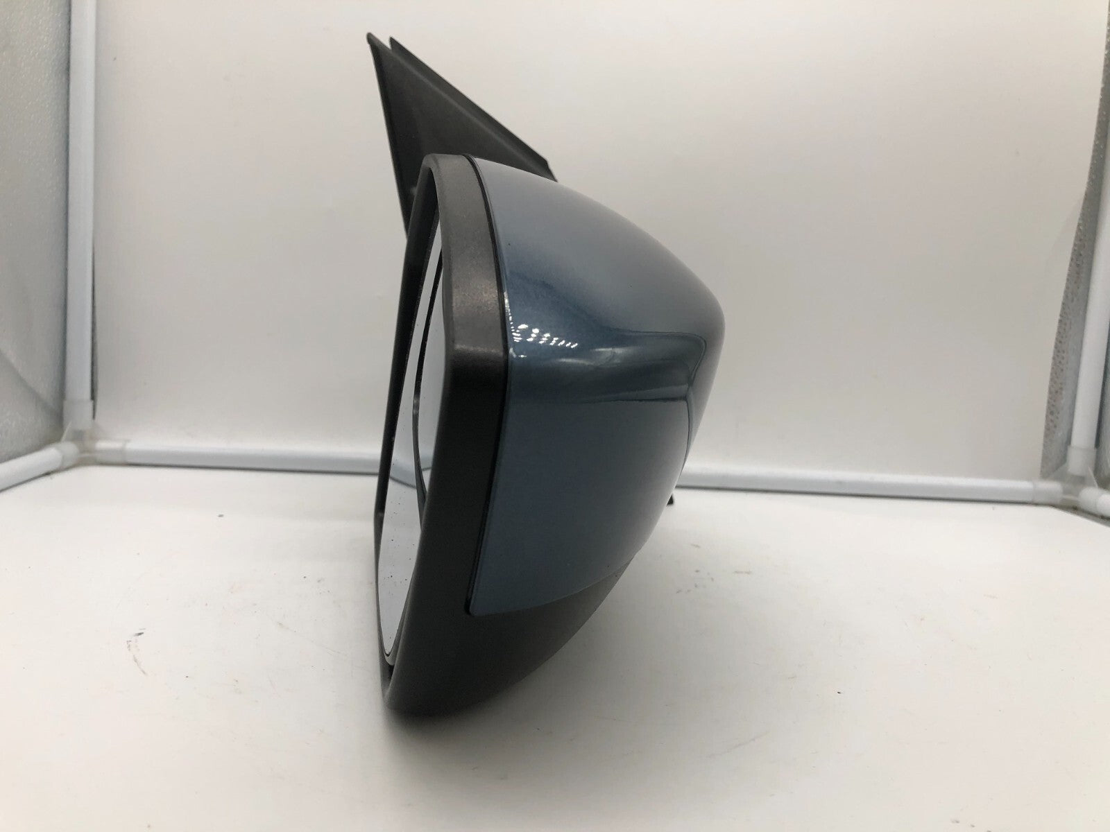 2017-2019 Ford Escape Passenger Side View Power Door Mirror Blue OEM C04B43045