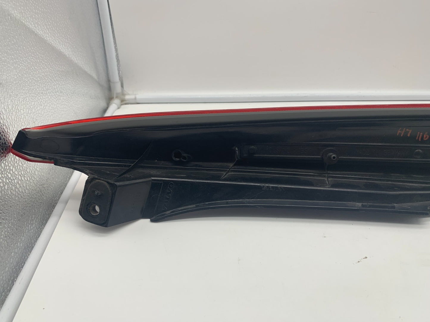 2003-2006 Volvo XC90 Driver Side Upper Tail Light Taillight OEM C03B07055