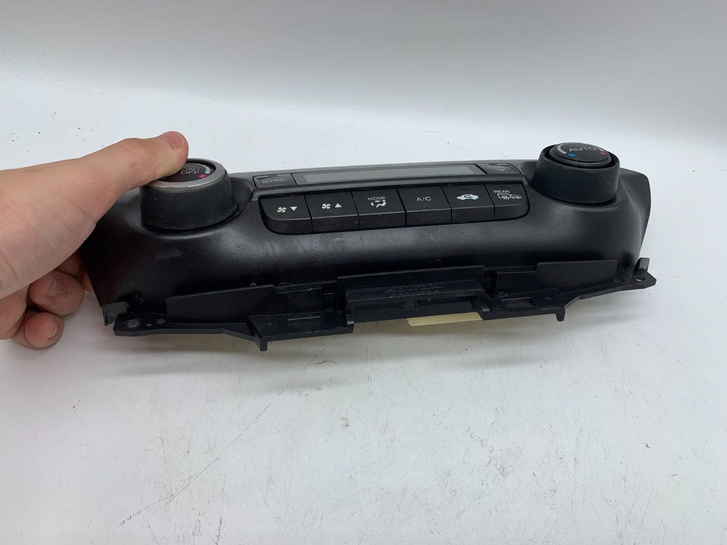 2012 Honda CR-V CRV AC Heater Climate Control Unit OEM B02B04046