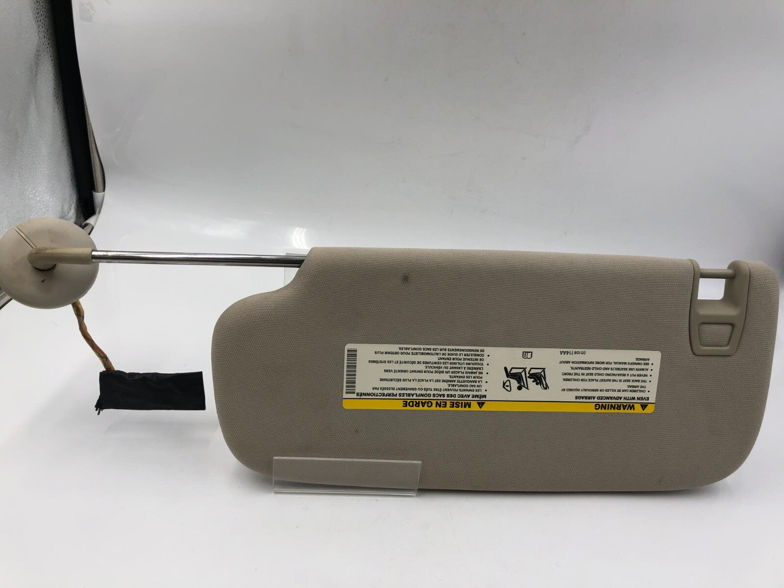 2011-2013 Jeep Grand Cherokee Passenger Sun Visor Gray Illuminated OEM C03B67012