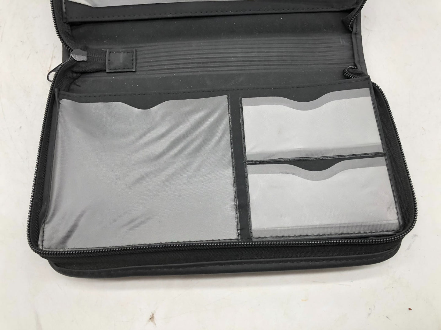 2007 Nissan Owners Manual Case Only OEM A02B42007