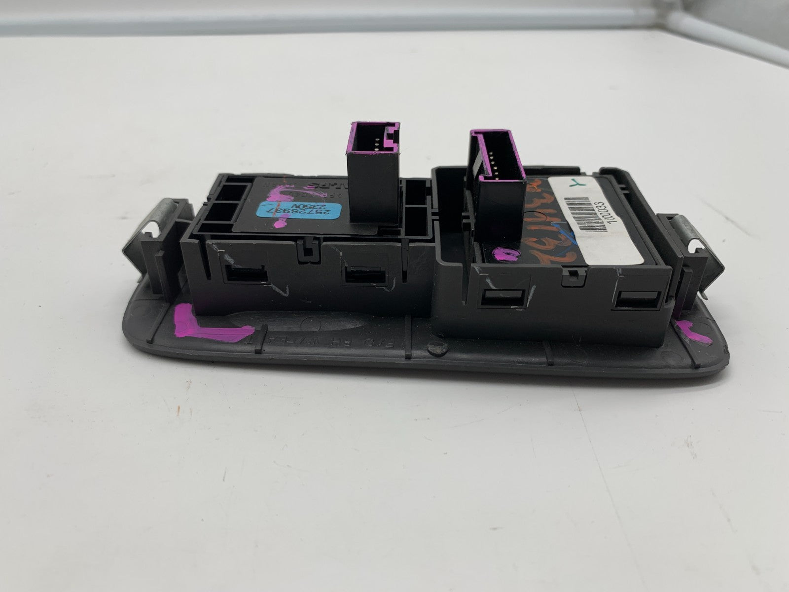 2000-2005 Cadillac DeVille Passenger Power Seat Heater Control OEM