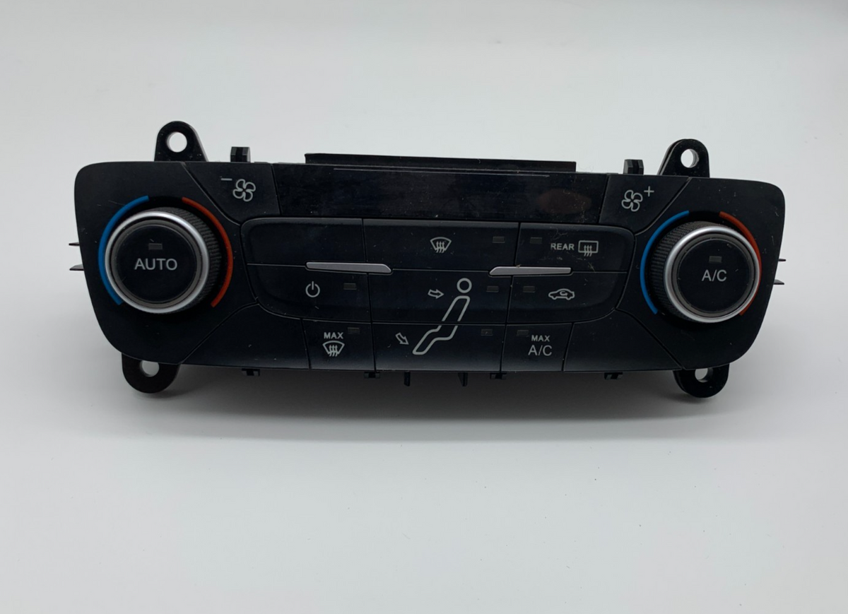 2015-2018 Ford Focus AC Heater Climate Control Unit OEM A03B36005