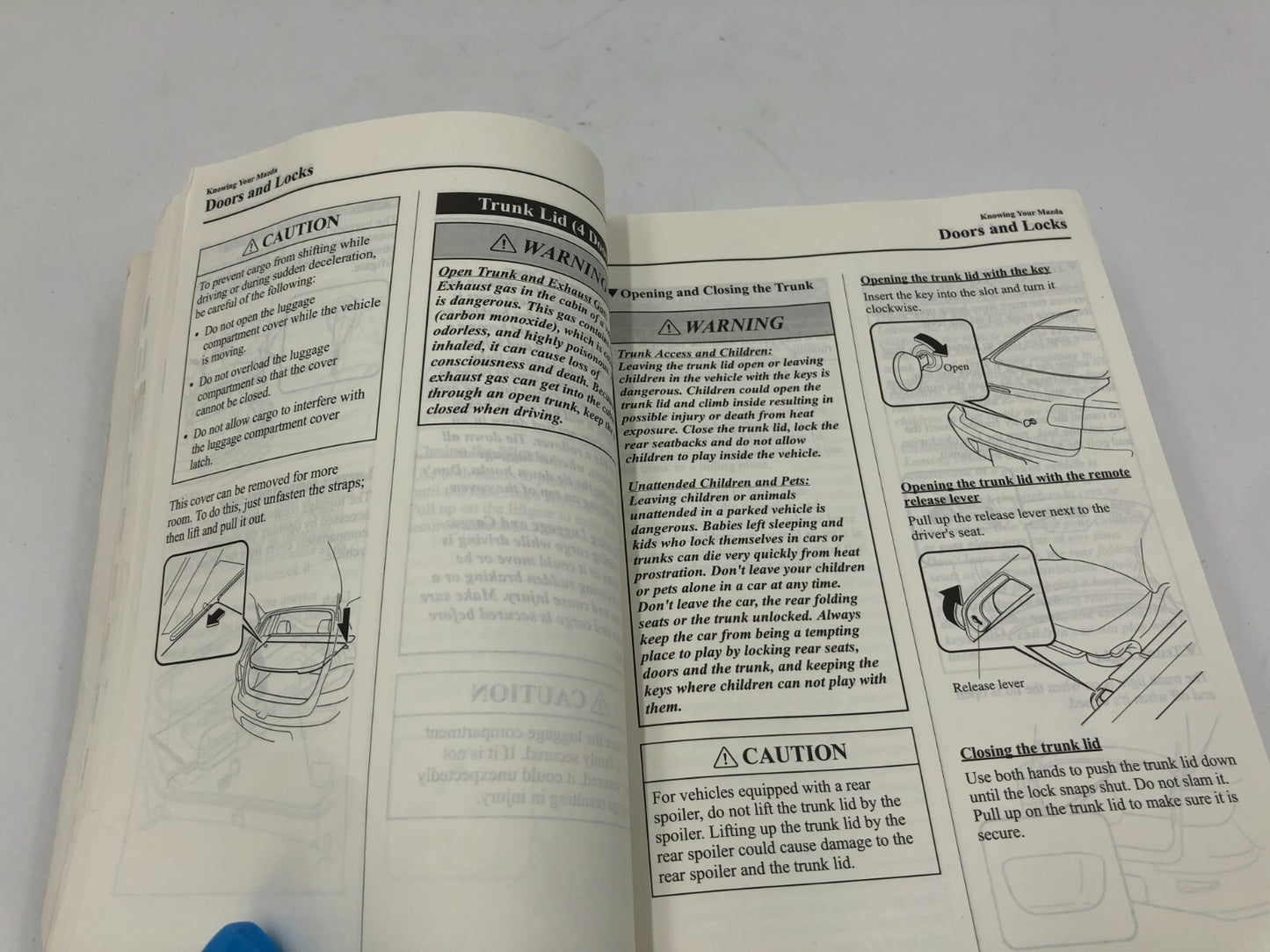 2006 Mazda 3 Owners Manual OEM D01B35029