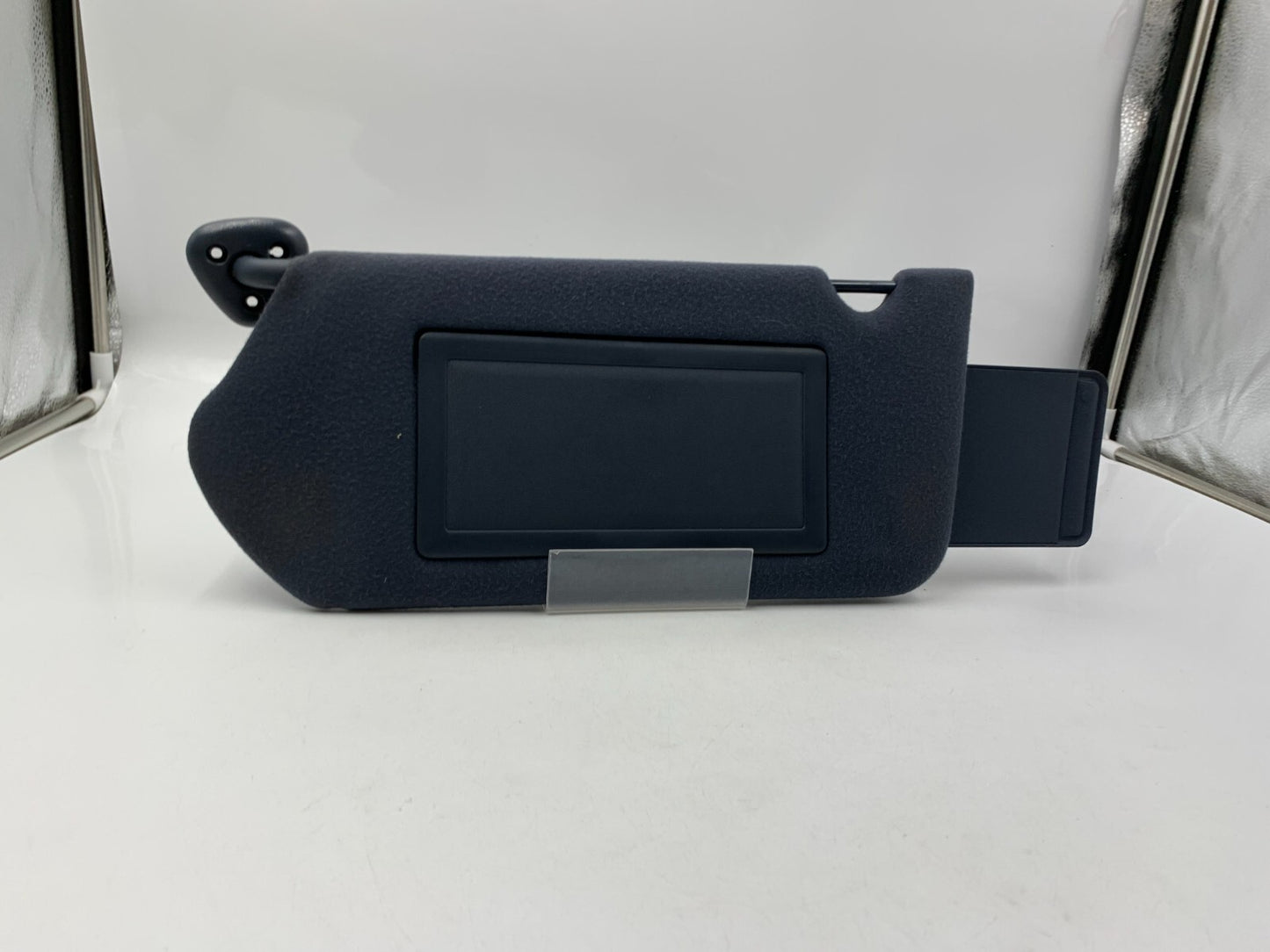 2000-2005 Chevrolet Impala Driver Sun Visor Blue Illumination OEM A02B35093