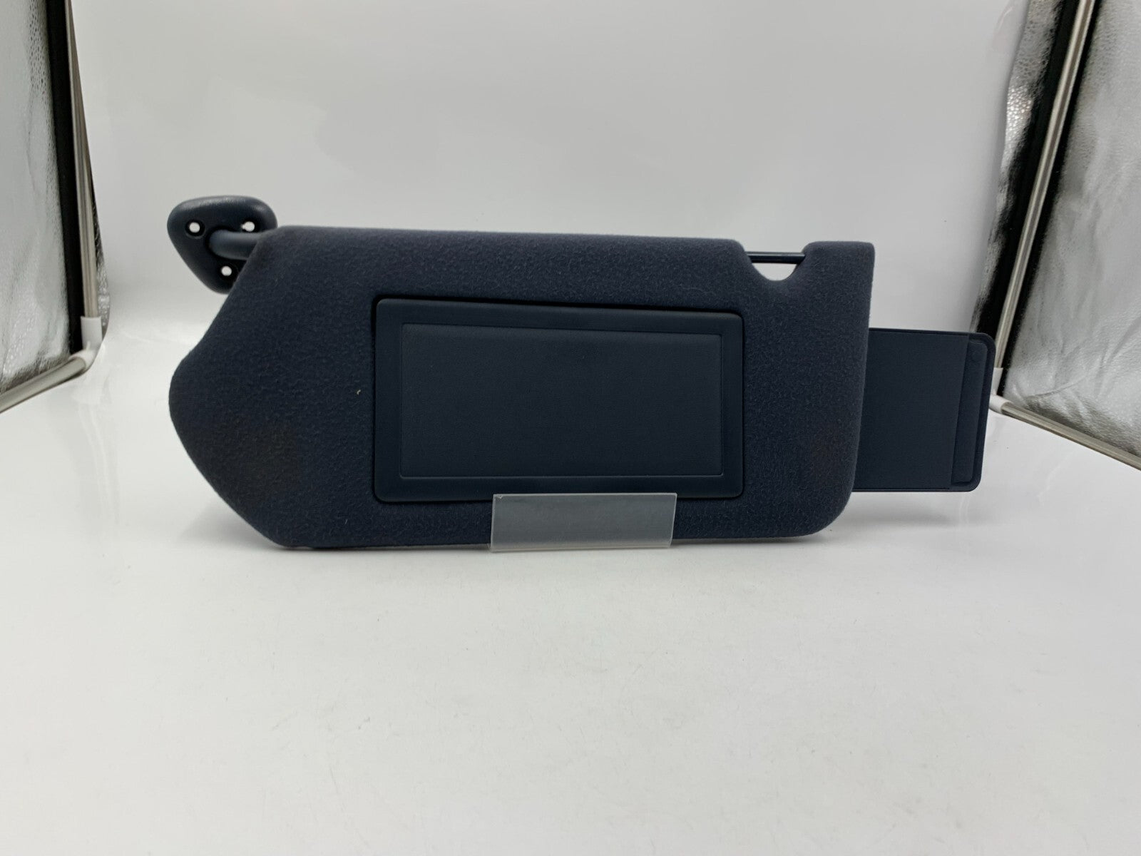 2000-2005 Chevrolet Impala Driver Sun Visor Blue Illumination OEM A02B35093