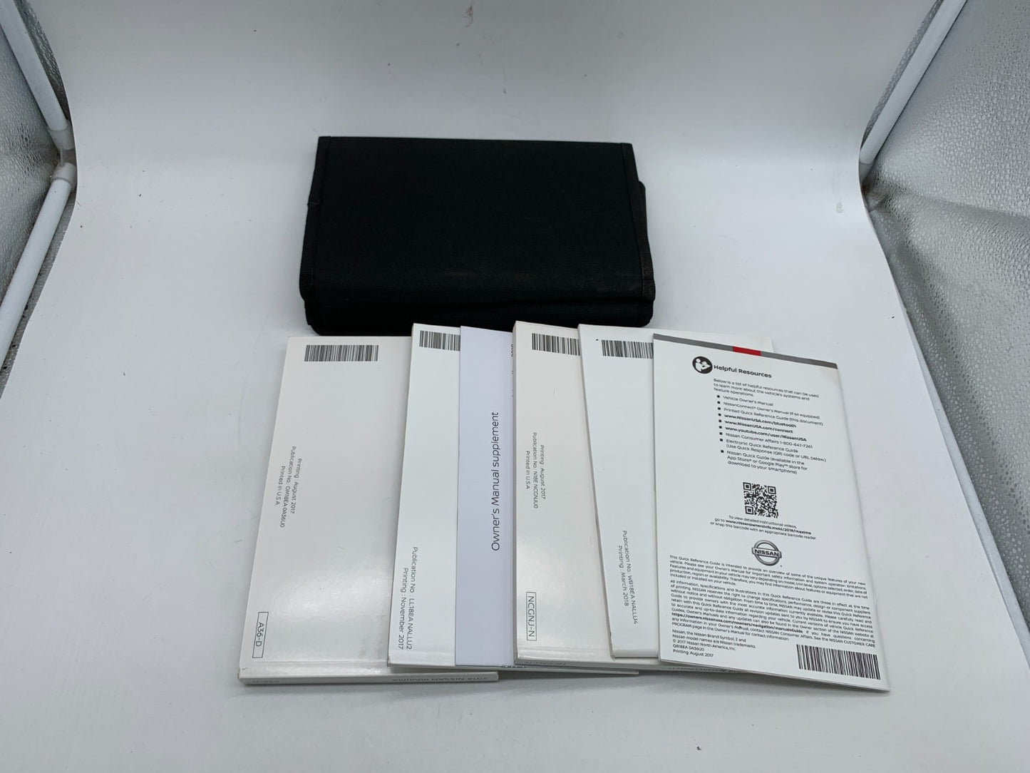2018 Nissan Maxima Owners Manual Set with Case OEM B03B08011