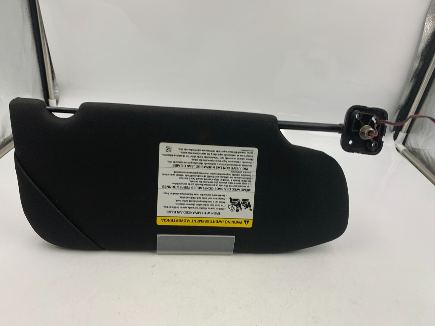 2013-2018 Ford Taurus Driver Sun Visor Sunvisor Black Illuminated OEM D01B30083
