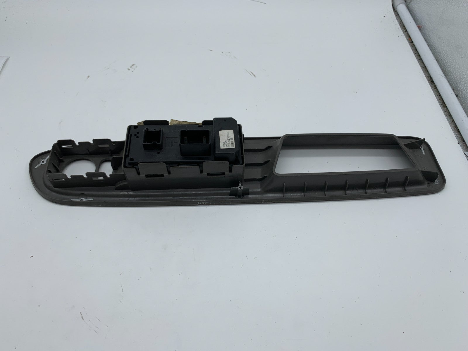 2011-2017 Chevrolet Traverse Master Power Window Switch OEM D02B68004
