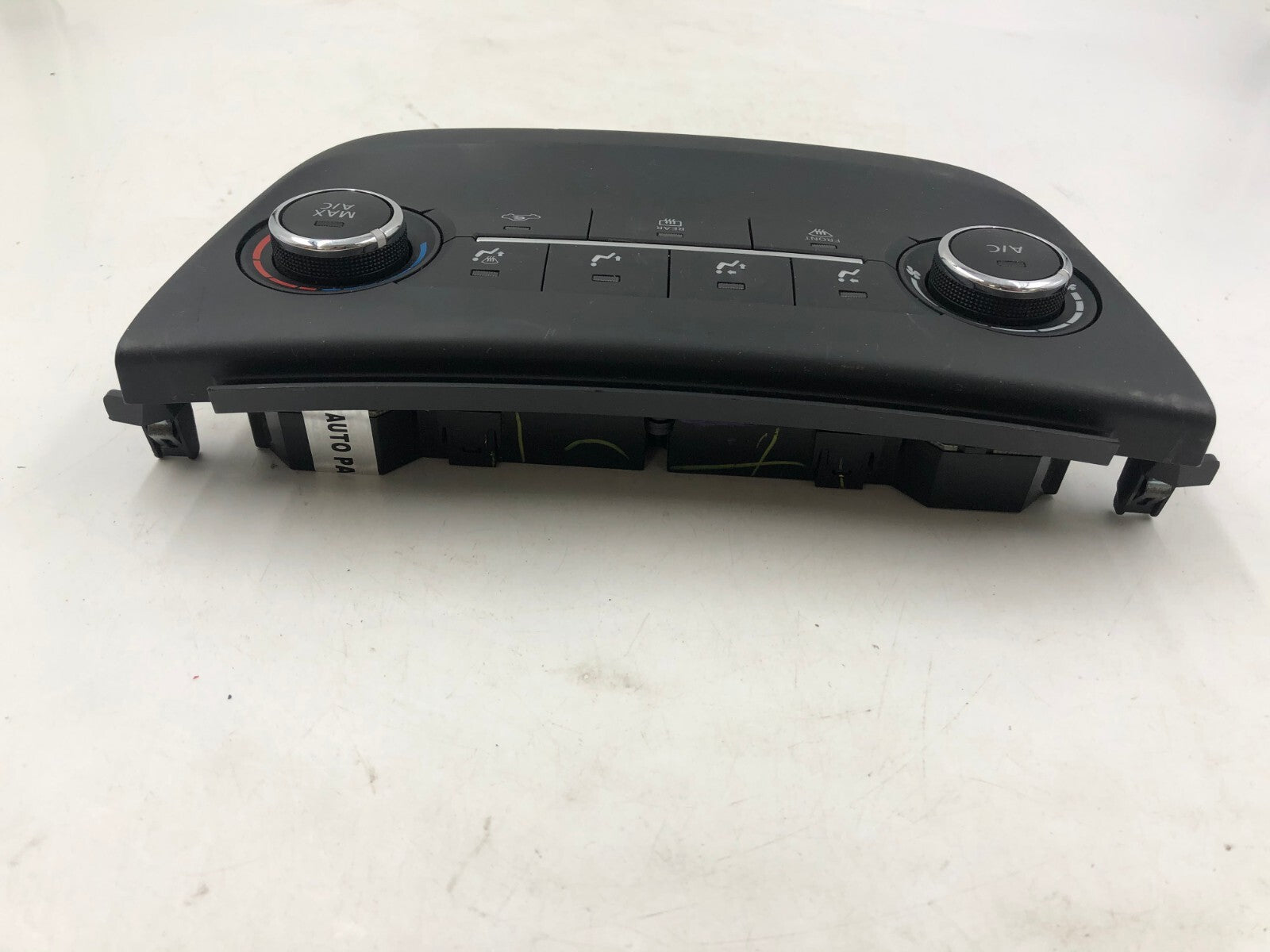 2015-2017 Nissan Sentra AC Heater Climate Control Unit OEM A04B15056