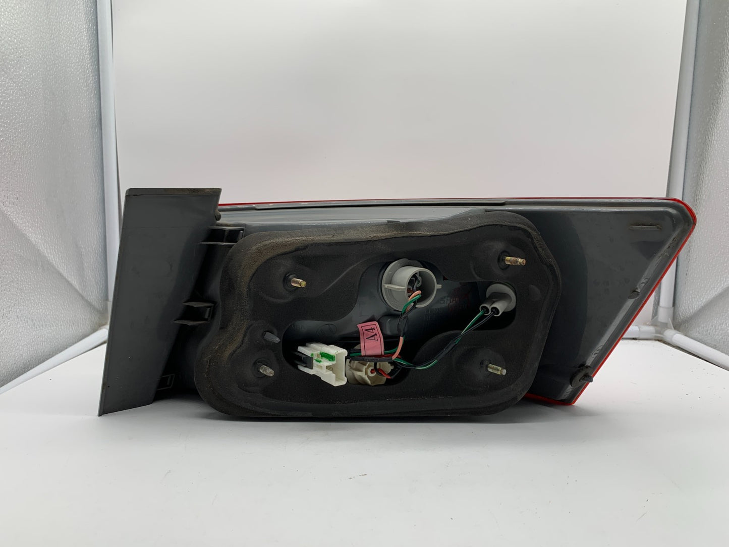 2006-2008 Hyundai Sonata Driver Side View Tail Light Taillight OEM B04B23025