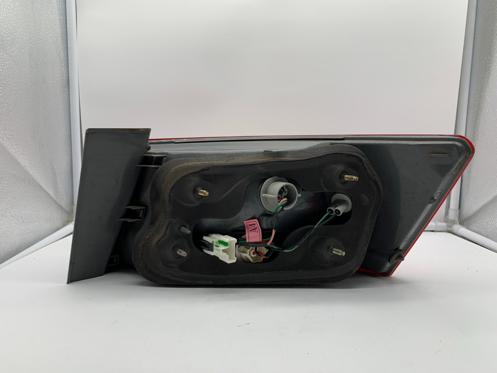 2006-2008 Hyundai Sonata Driver Side View Tail Light Taillight OEM B04B23025