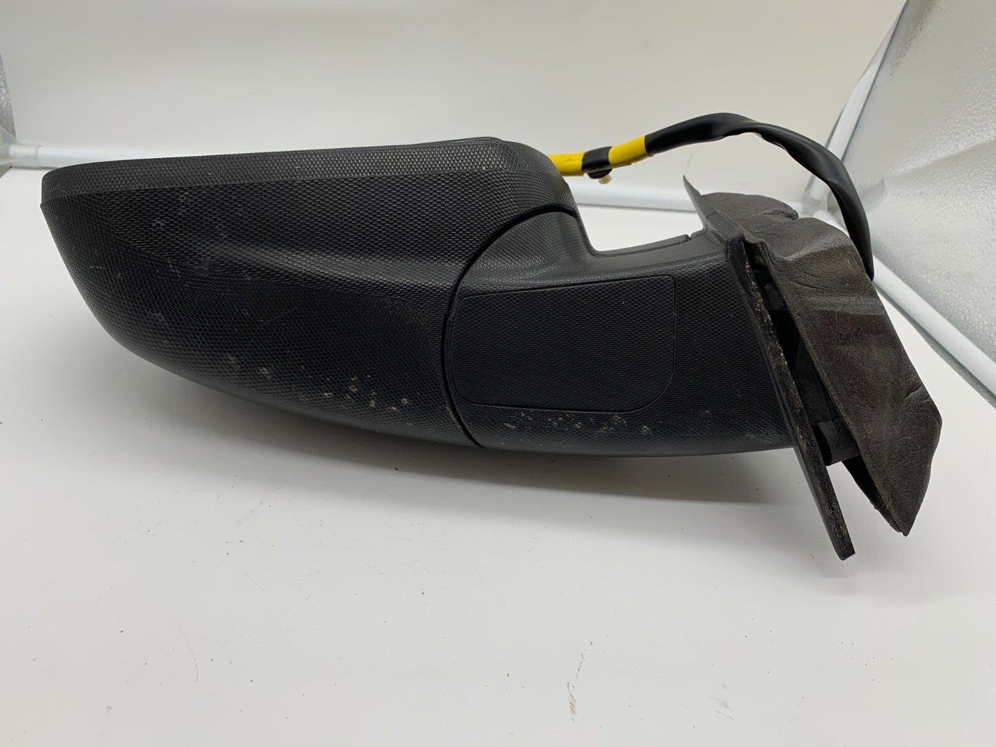 2011-2014 GMC Terrain Driver Side Power Door Mirror Gray OEM D03B66001