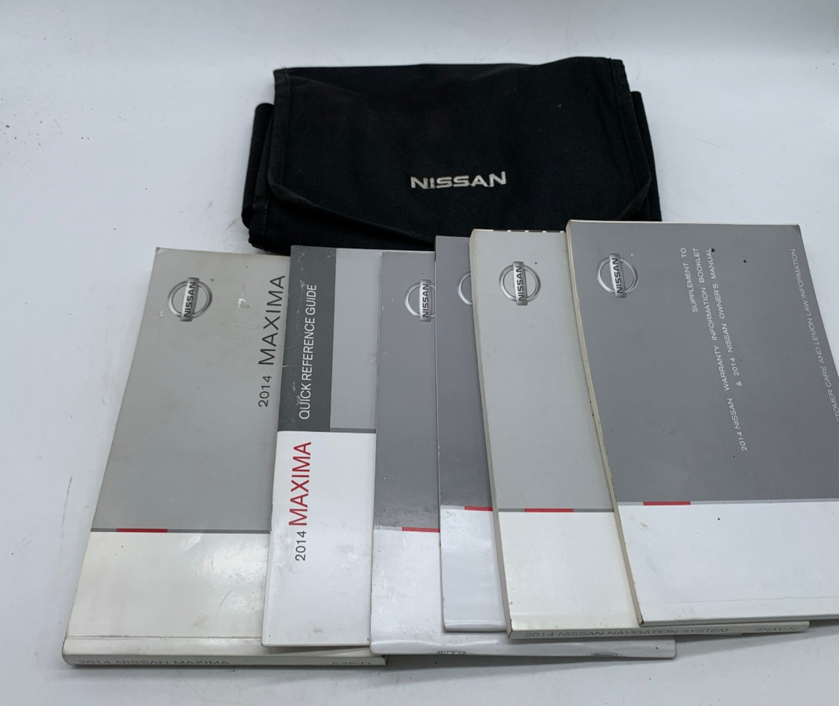 2014 Nissan Maxima Owners Manual Set with Case OEM R01B33019