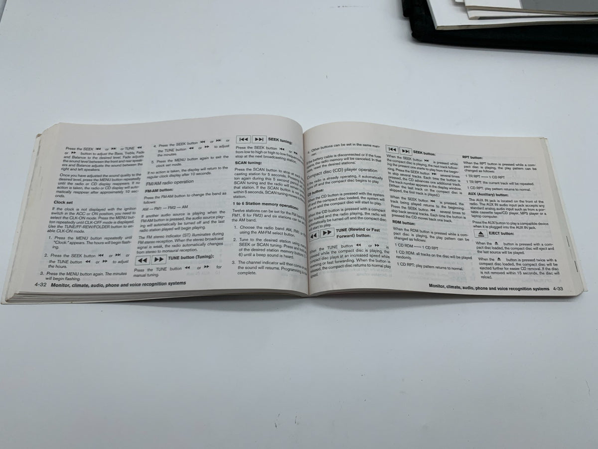 2014 Nissan Versa Sedan Owners Manual Set with Case OEM B02B16008