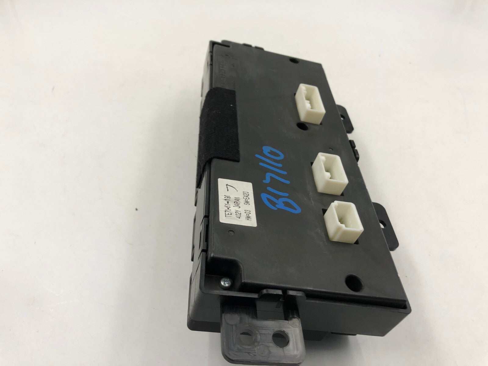 2010-2015 Mazda CX-9 AC Heater Climate Control Unit OEM D03B35050