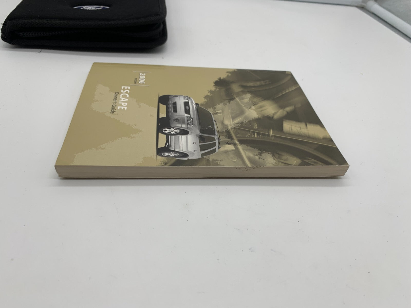 2007 Ford Escape Owners Manual with Case OEM D03B64012