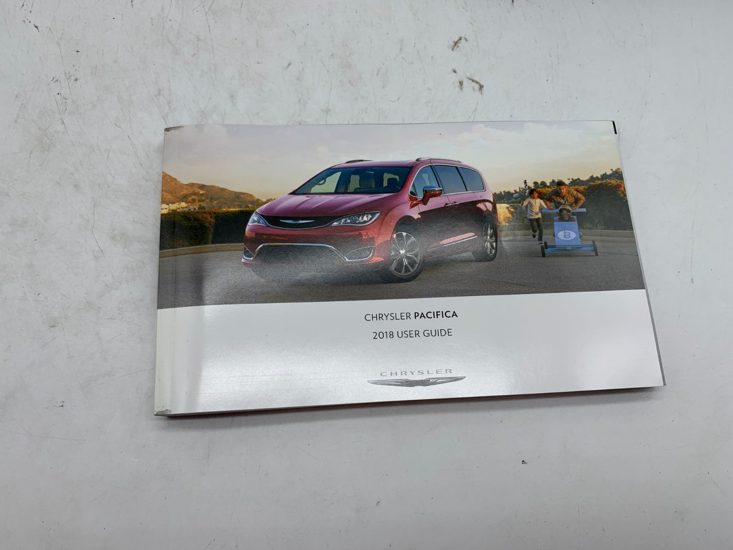 2018 Chrysler Pacifica Owners Manual with Case OEM A04B35011