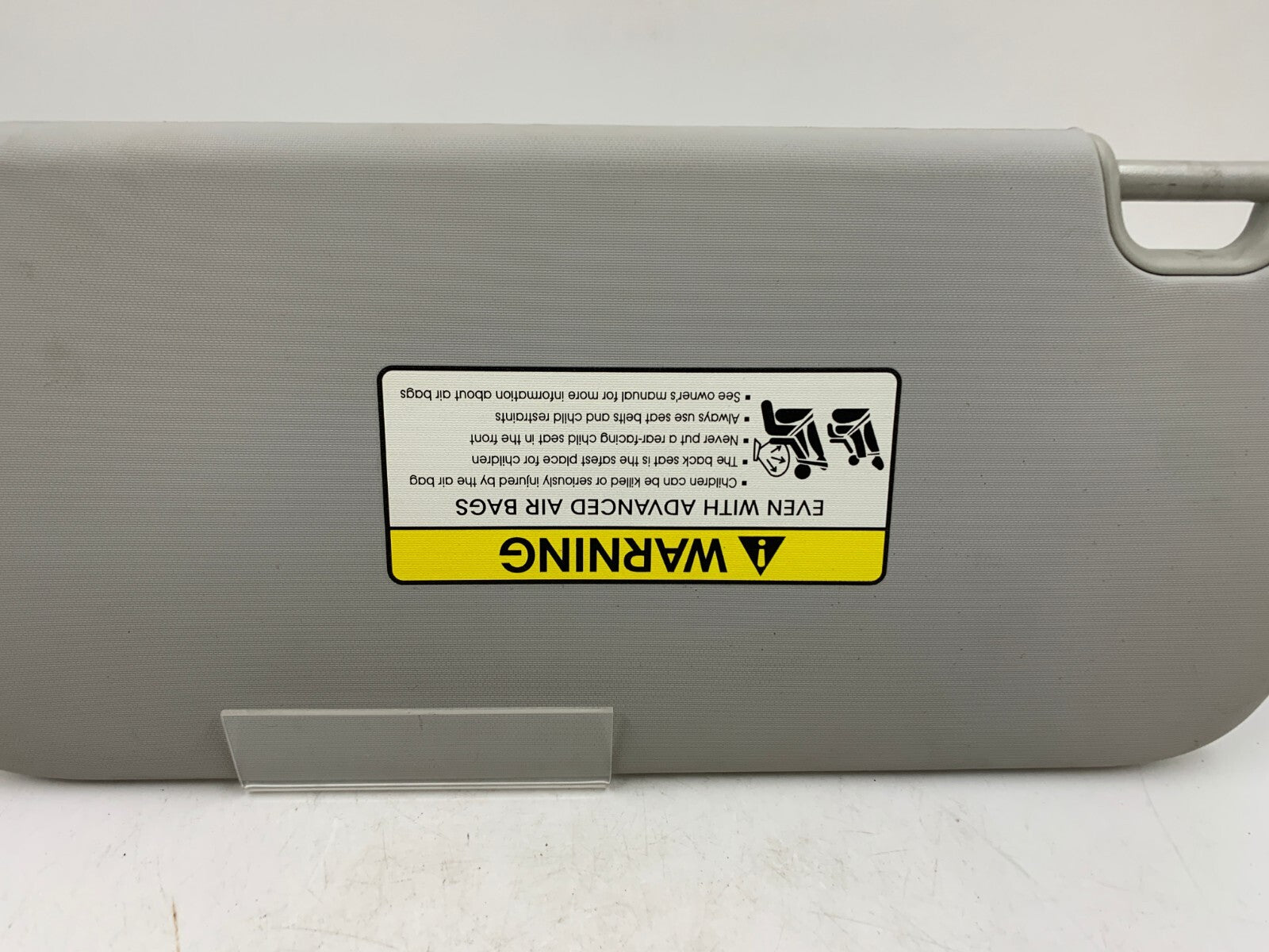 2014-2019 Kia Soul Passenger Sun Visor Illuminated Gray OEM A04B42007