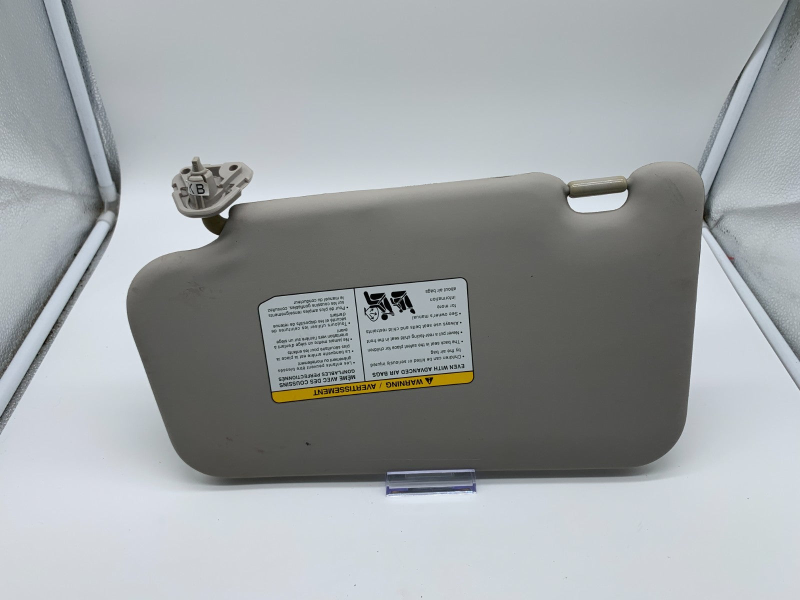 2011-2013 Nissan Juke Passenger Sun Visor Gray OEM B01B54007