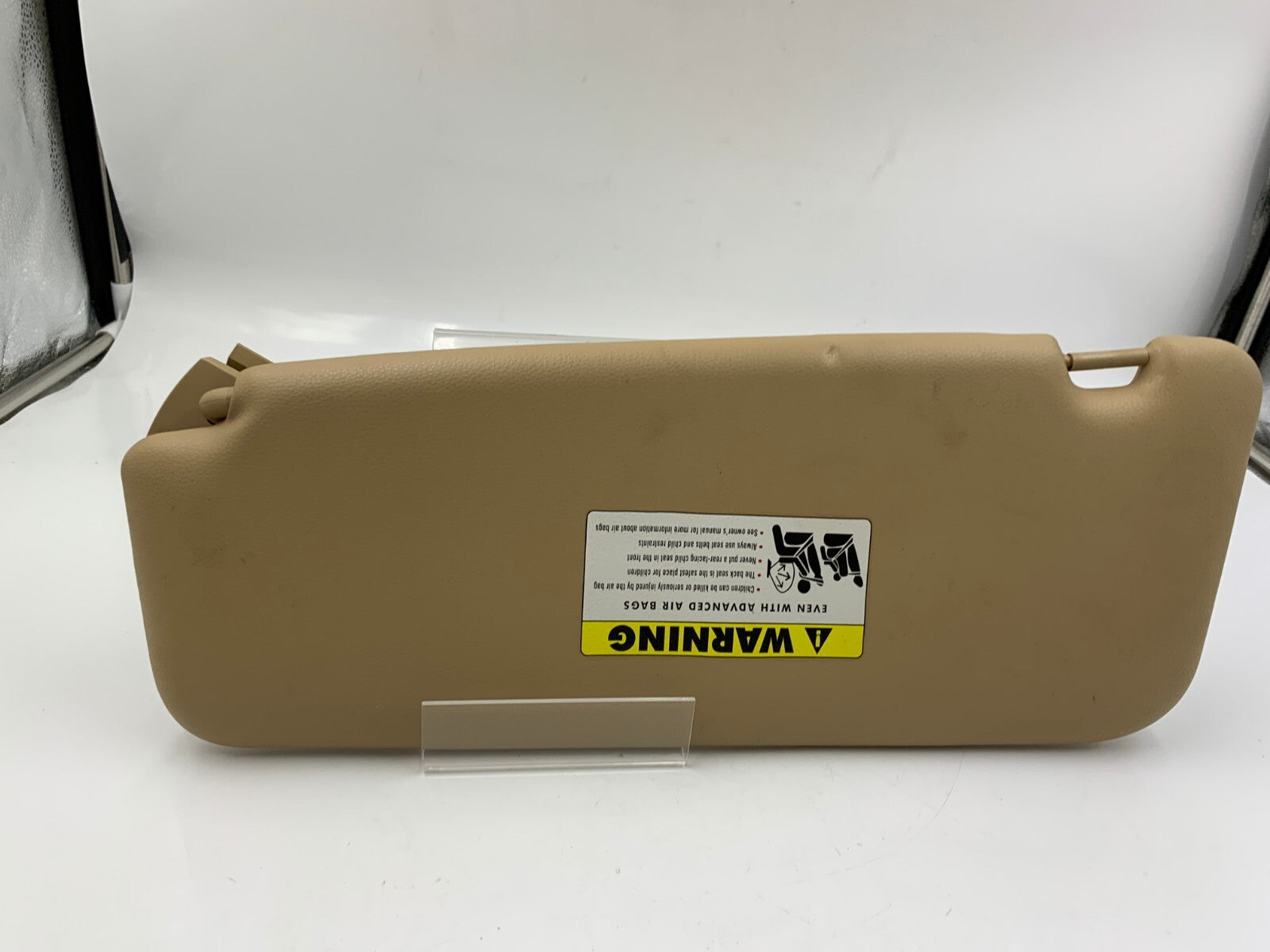2004-2007 BMW 525i Passenger Sun Visor Tan Illuminated OEM C03B25050